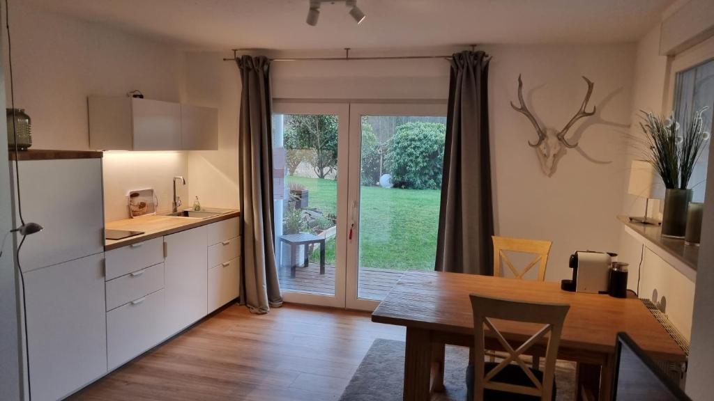 Kuchyň nebo kuchyňský kout v ubytování Apartment Breitscheid - Blick ins Grüne