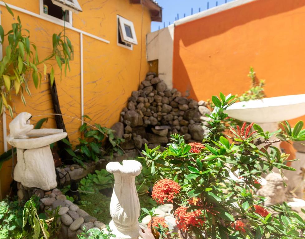 Zahrada ubytování St. James Guesthouse