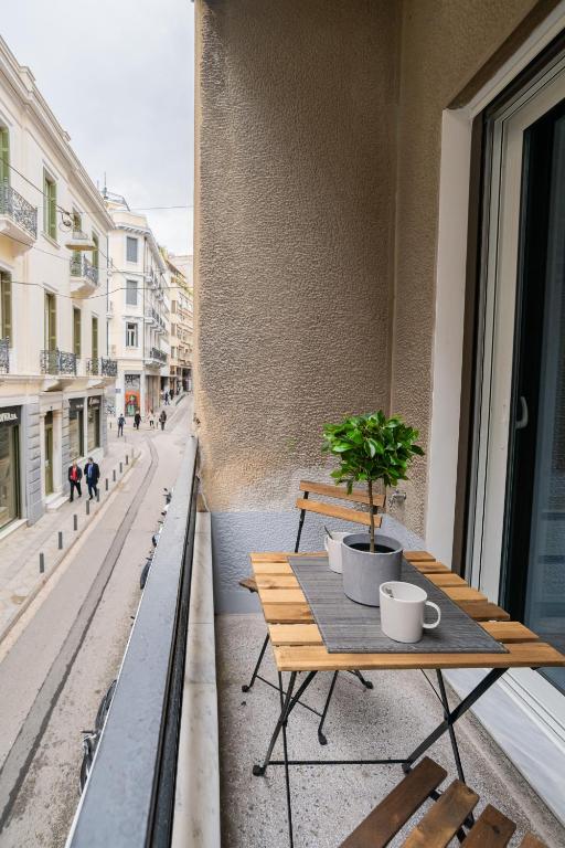 Balkón nebo terasa v ubytování A13 Pristine & Sunny 30m2 flat near Syntagma sq