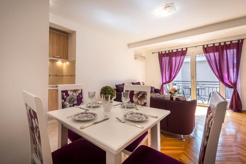 Petrovac Apartments