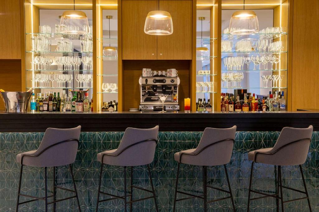 Hôtel Apollinaire Nice - Resim 24