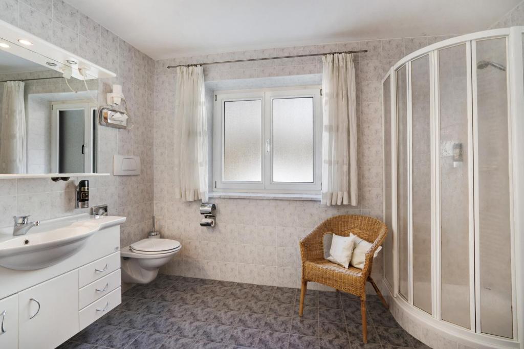 Kúpeľňa v ubytovaní Ferienwohnung Innerwalten 200