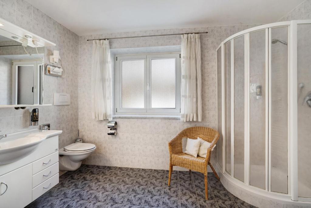 Kúpeľňa v ubytovaní Ferienwohnung Innerwalten 200