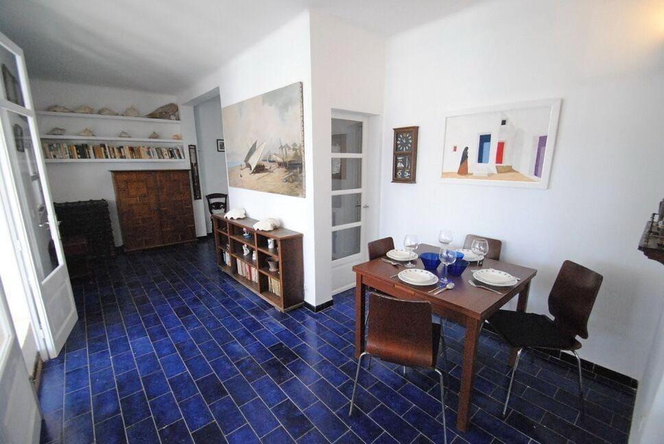 A kitchen or kitchenette at Villa El Club 3 Bed 3 Bath Front