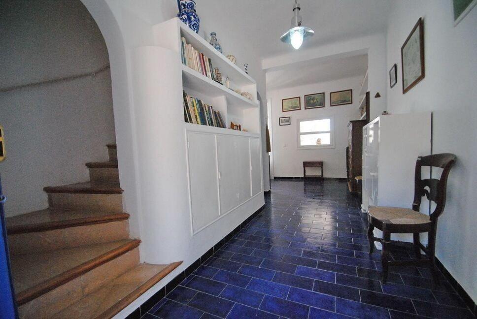 A kitchen or kitchenette at Villa El Club 3 Bed 3 Bath Front