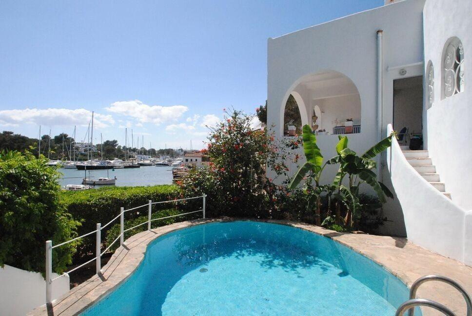 The swimming pool at or close to Villa El Club 3 Bed 3 Bath Front