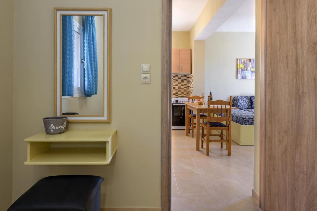 Część wypoczynkowa w obiekcie Nikos & Vassilis apartments Kefalonia