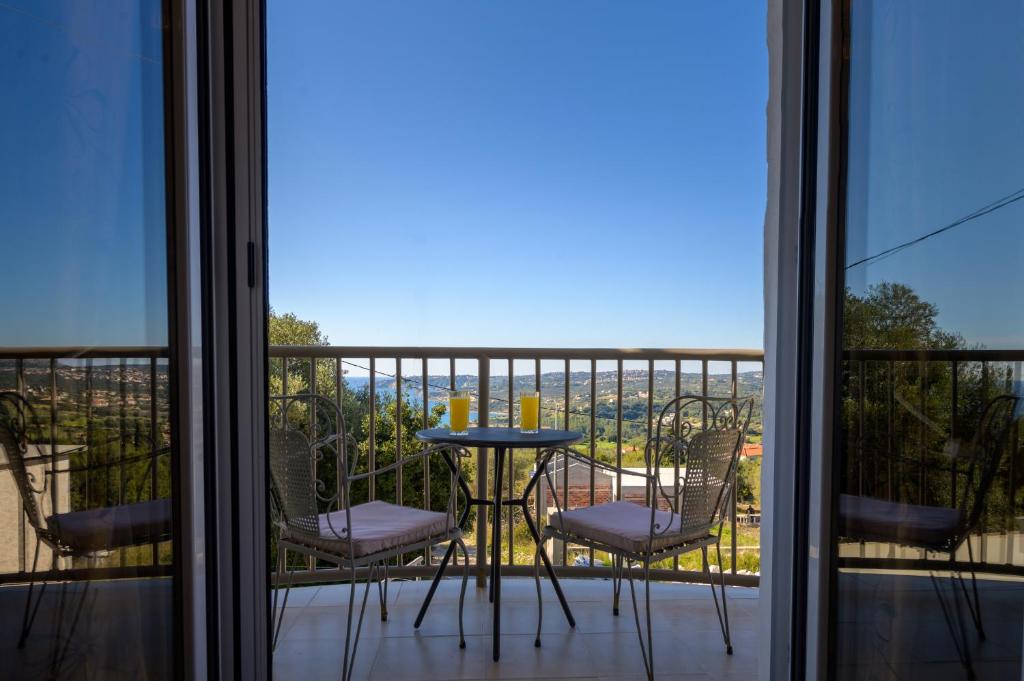 Balkon lub taras w obiekcie Nikos & Vassilis apartments Kefalonia