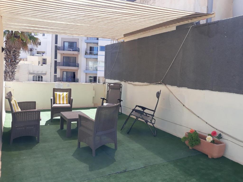 Seabreeze Holiday Guestrooms - 11