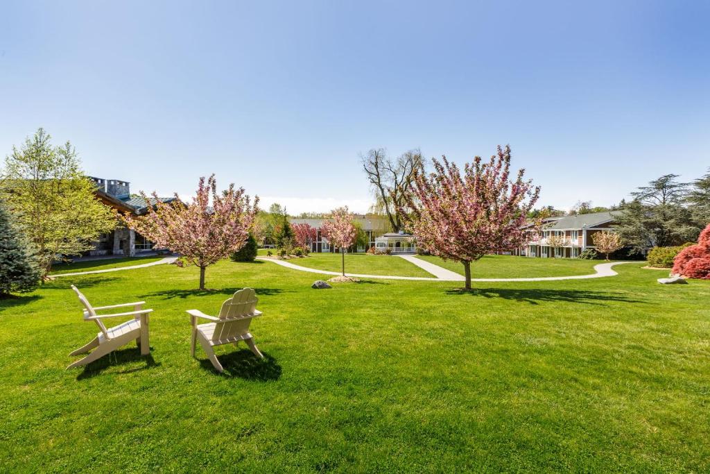 Sleepy Hollow Hotel - King Room With Garden View