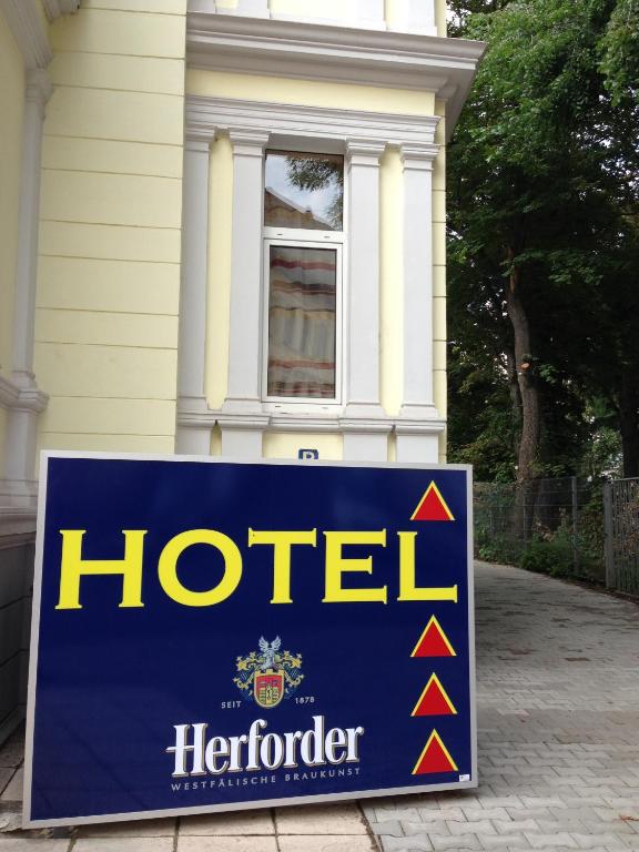Certifikát, hodnocení, plakát nebo jiný dokument vystavený v ubytování Hotel Medaillon