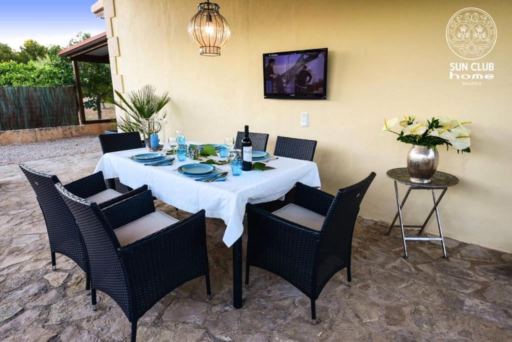 TV a/nebo společenská místnost v ubytování FINCA SUN CLUB home
