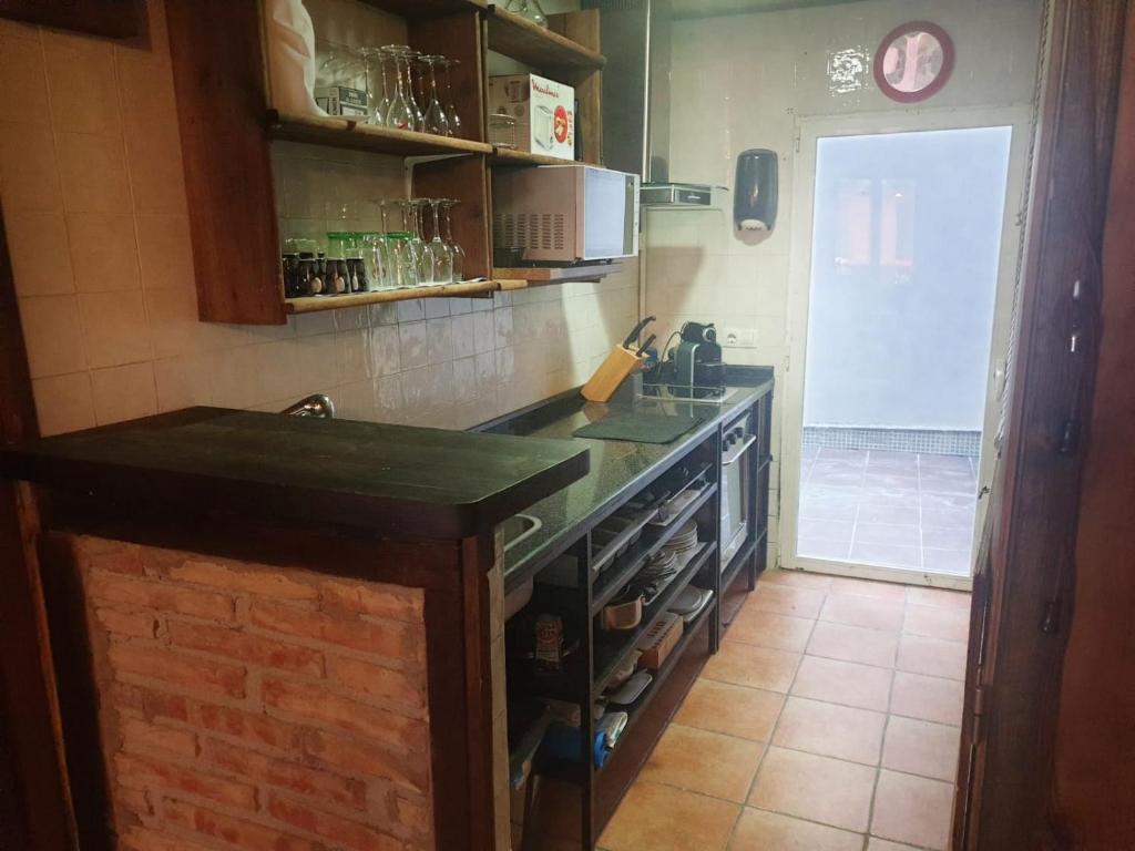 Kuchyňa alebo kuchynka v ubytovaní El Rincon de Frida by Apartamentos Logrono