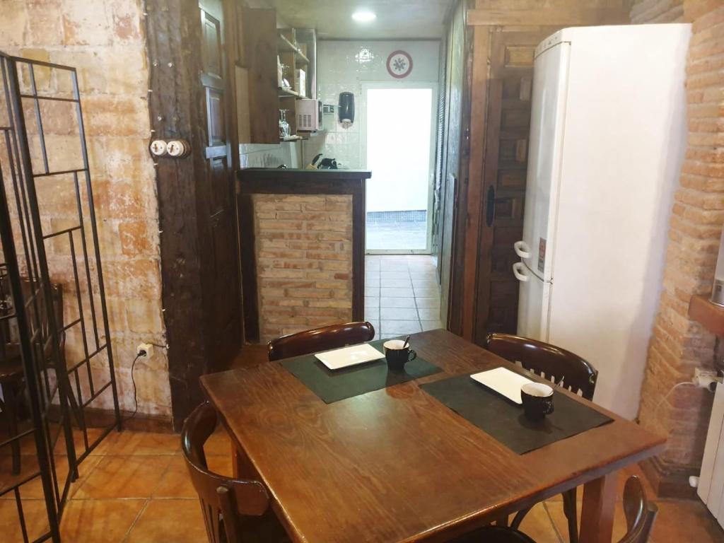 Kuchyňa alebo kuchynka v ubytovaní El Rincon de Frida by Apartamentos Logrono