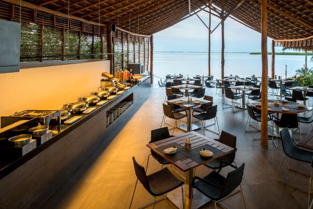 Restaurace v ubytování Real Inn Cancún