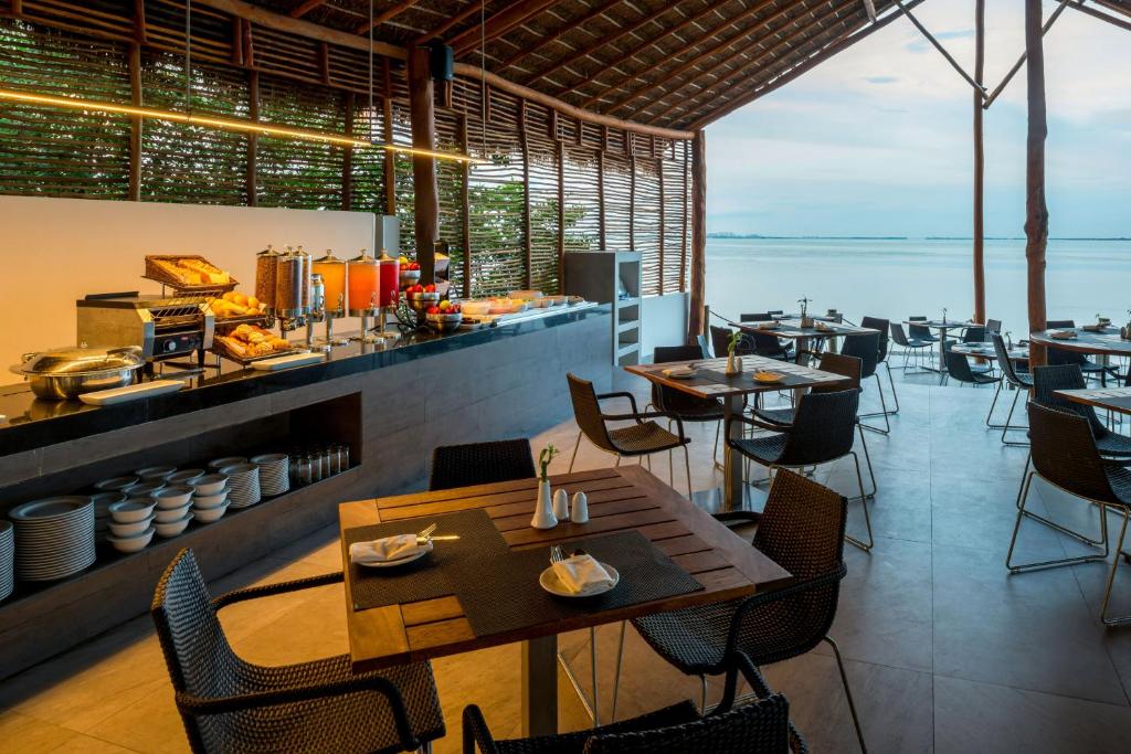 Restaurace v ubytování Real Inn Cancún