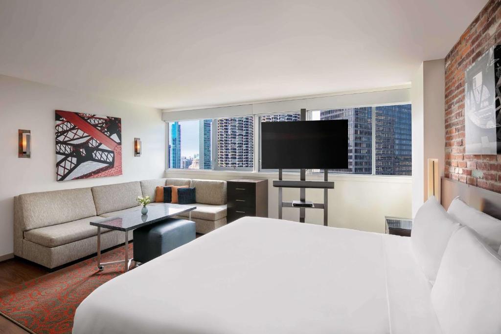 The Royal Sonesta Chicago Downtown - Columbus Studio - King