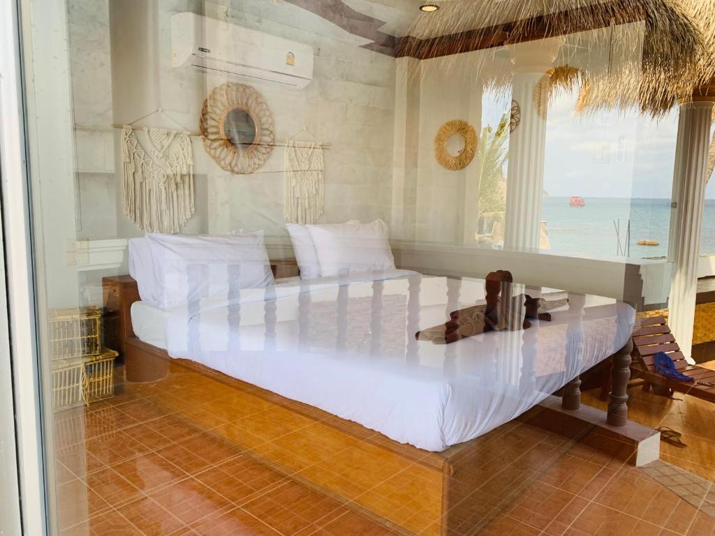 Koh Tao Heritage - Habitación Triple Con Vista A La Piscina