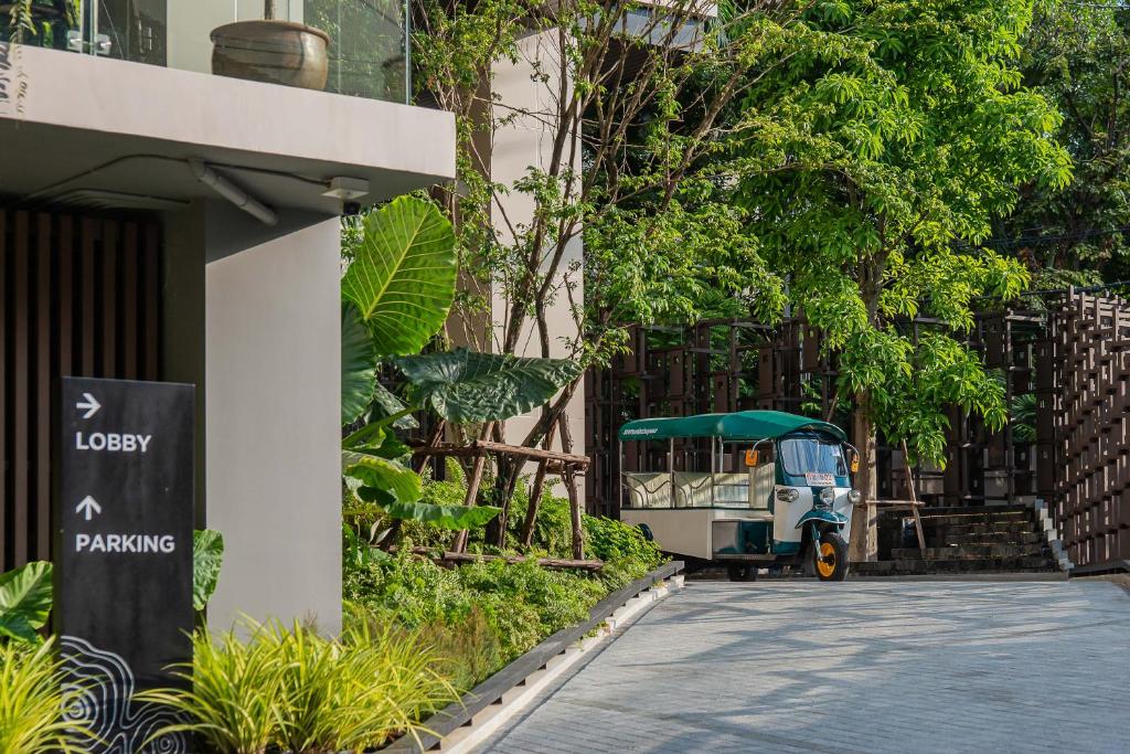 Gardina Asoke Hotel & Residence