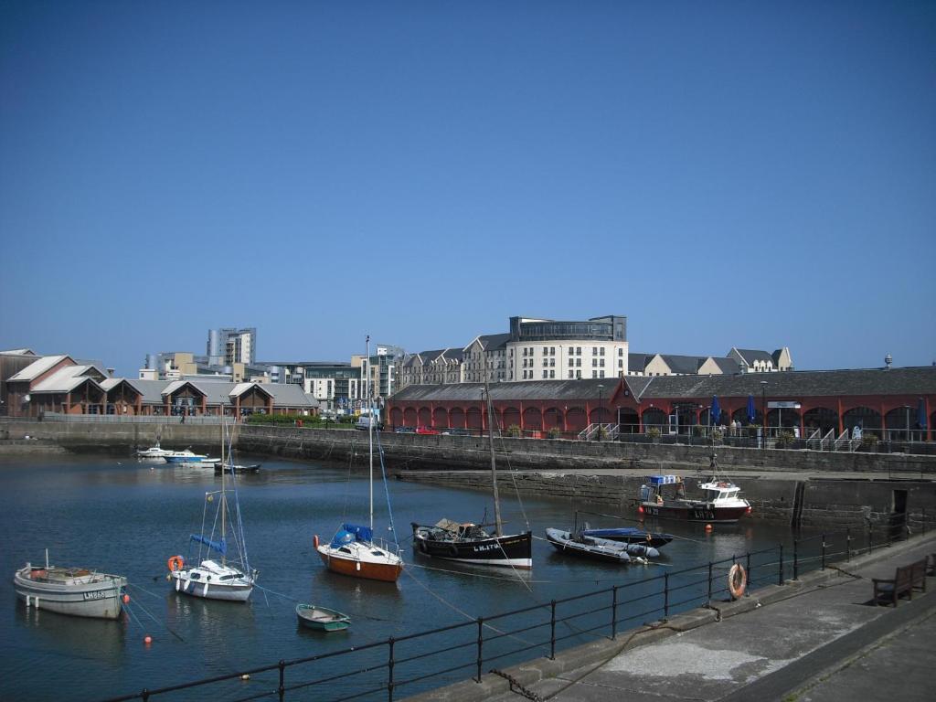 Edinburgh Waterfront Apartments - Apartamento De Dos Dormitorios