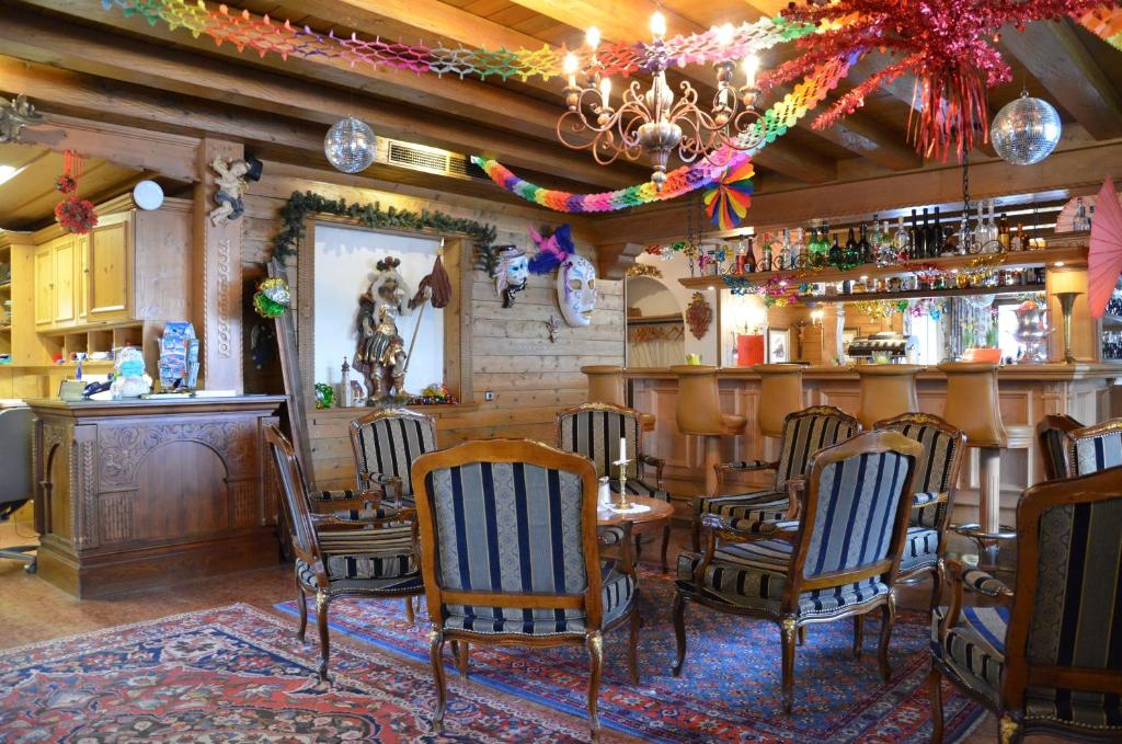 Lounge nebo bar v ubytování Sporthotel Zugspitze