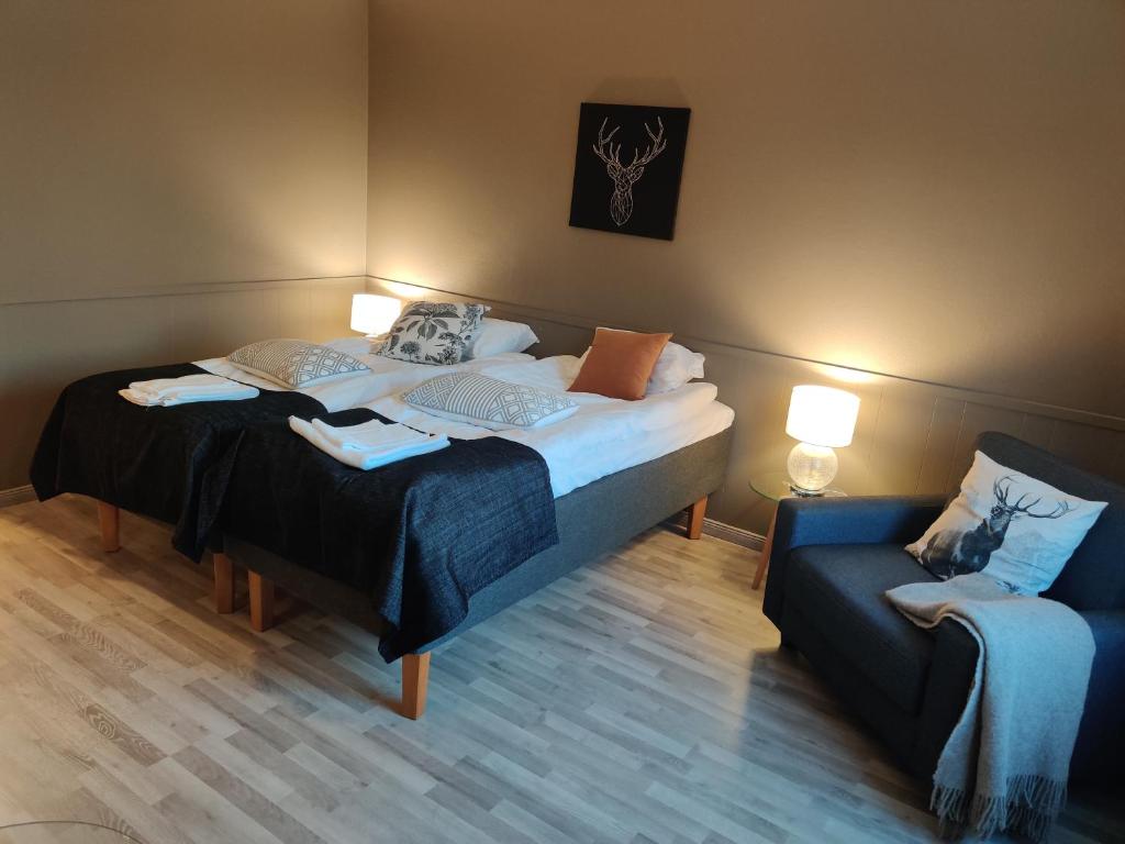 Rooms at Ellivuori - Double Or Twin Room With Lake View