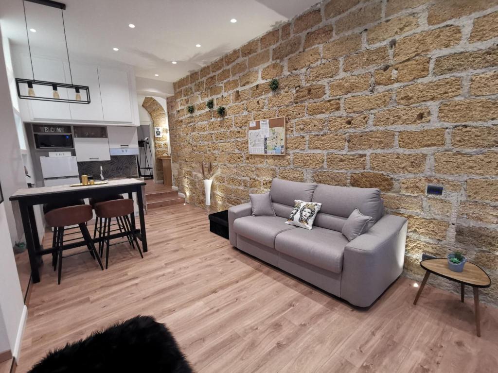 Kuchyňa alebo kuchynka v ubytovaní Bea Home
