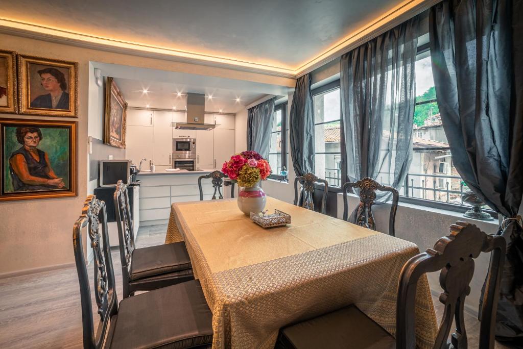 The Gallery Guest House - Garden and Garage - Casa De Tres Dormitorios
