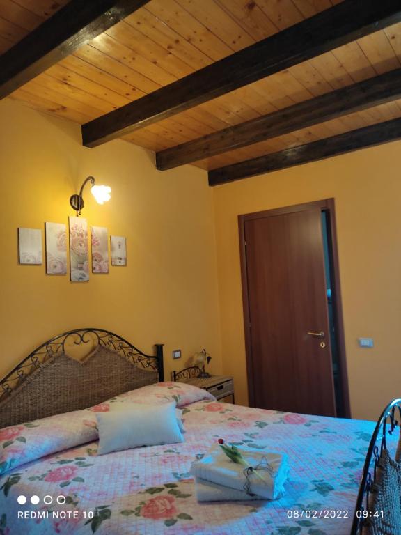 Postel nebo postele na pokoji v ubytování Room & Relax EleinaD