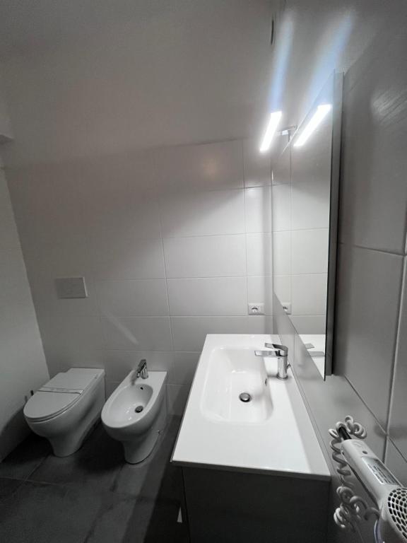 Koupelna v ubytování Hotel Letizia