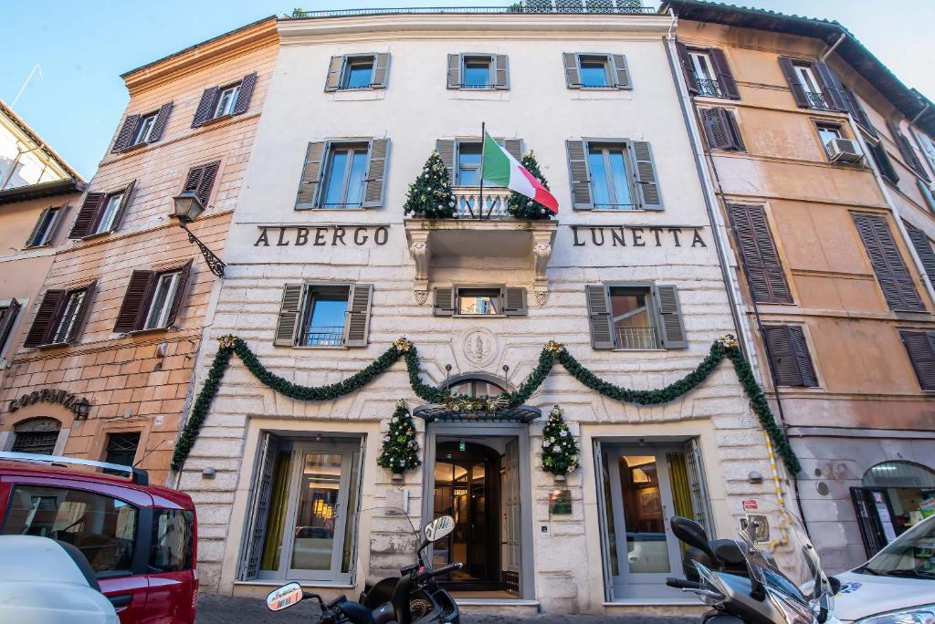 Hotel Lunetta - Resim 33