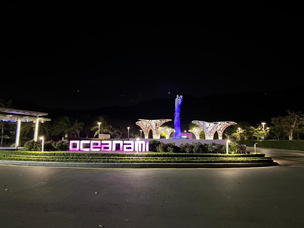 Oceanami  & Beach Club - Housity