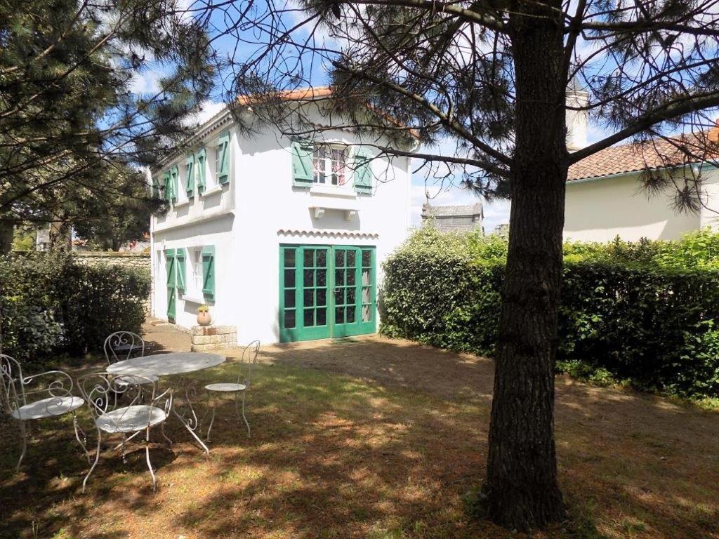 Villa Saint Palais sur Mer MAISON TYPIQUE de VACANCES quartier du