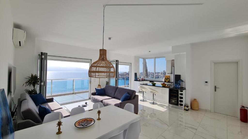 Rocknest Sea View Penthouse - Imazhi 3