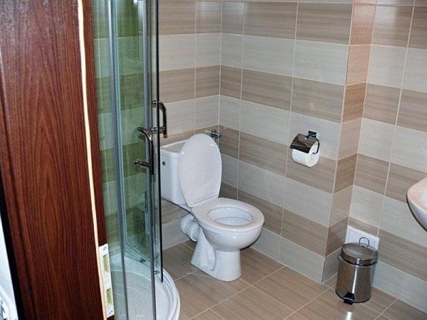 Koupelna v ubytování Hotel Davos