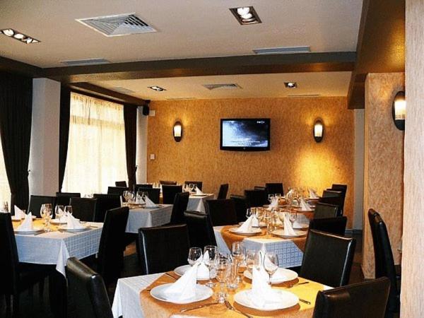 TV a/nebo společenská místnost v ubytování Hotel Davos