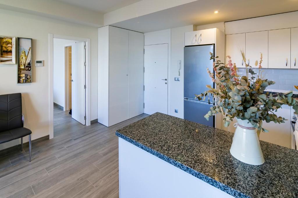 Apartamento Gran Capitán Uno - 10