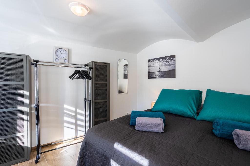 Postel nebo postele na pokoji v ubytování revLIVING Apartments Eggenburg