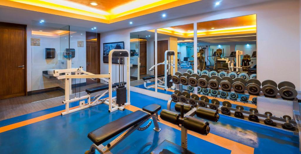 Fitness centrum a/nebo fitness zařízení v ubytování Real Inn Guadalajara Expo