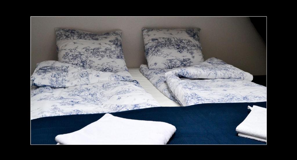 Posteľ alebo postele v izbe v ubytovaní 777 Apartments 2