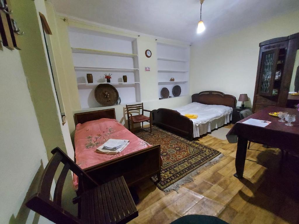 فضای داخلی Cozy House I در تفلیس - تصویر ۳