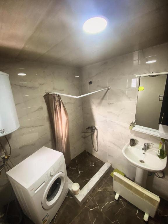 Bany a Guesthouse Data