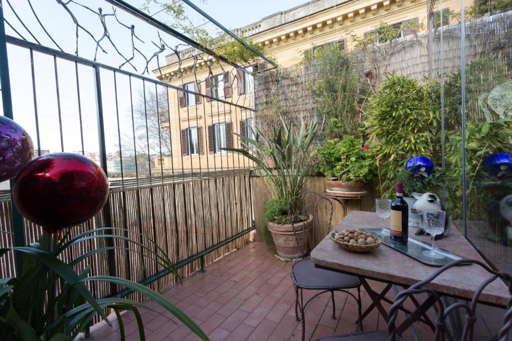Balkón alebo terasa v ubytovaní The Trastevere Penthouse Experience