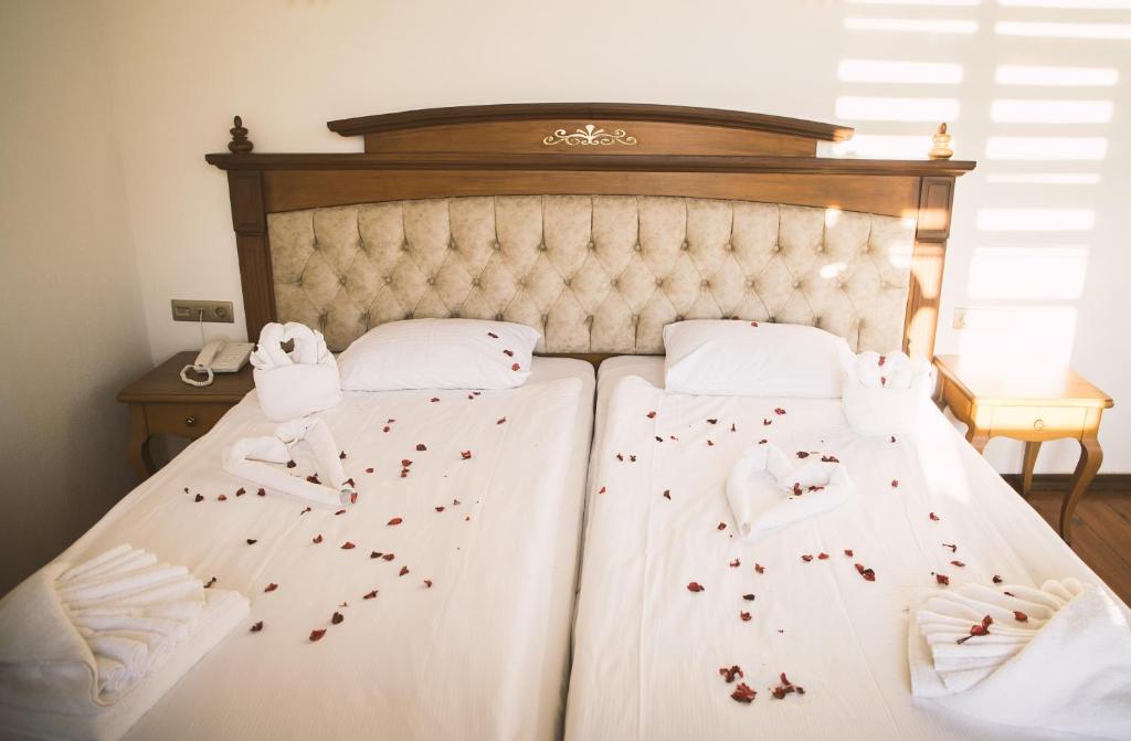 Postel nebo postele na pokoji v ubytování Thrace Konak Hotel & SPA
