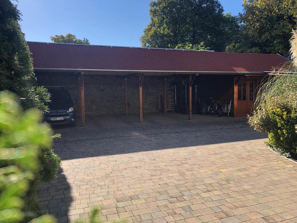 Budynek, w którym mieści się apartament