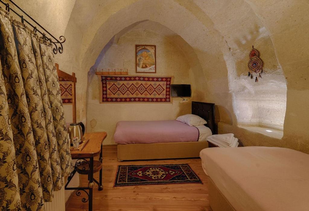 Avlu Cave House - 双石室