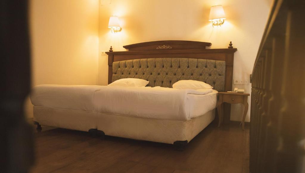 Postel nebo postele na pokoji v ubytování Thrace Konak Hotel & SPA