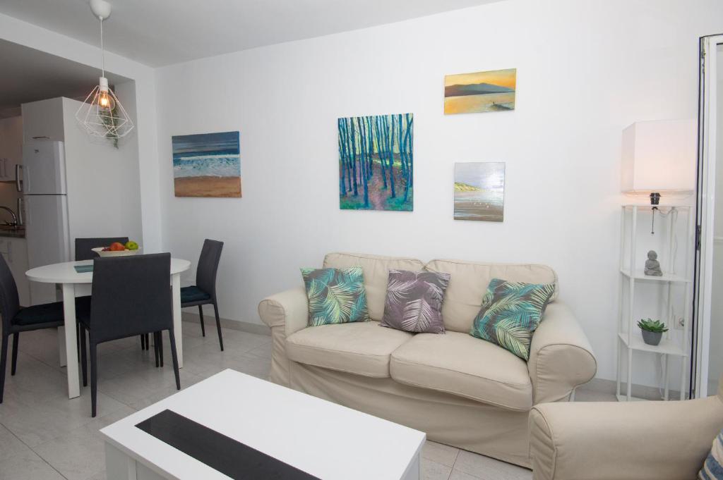 Posezení v ubytování Apartamento con Vistas al mar