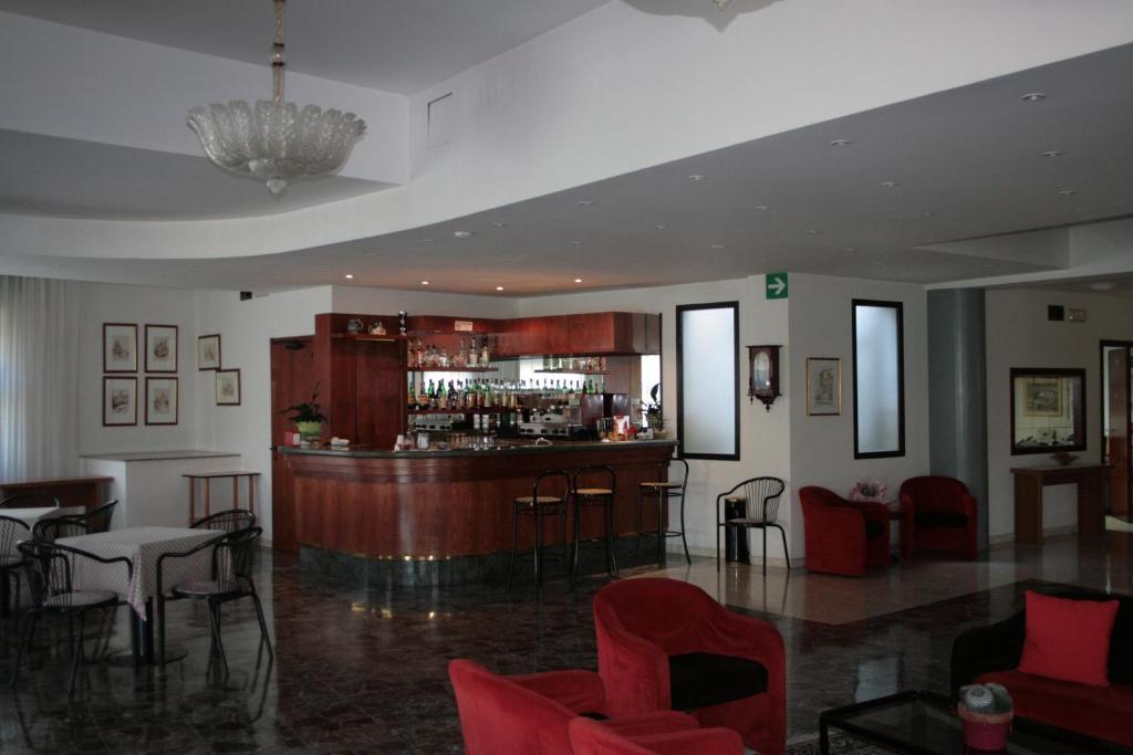 Lounge nebo bar v ubytování Hotel Risorgimento