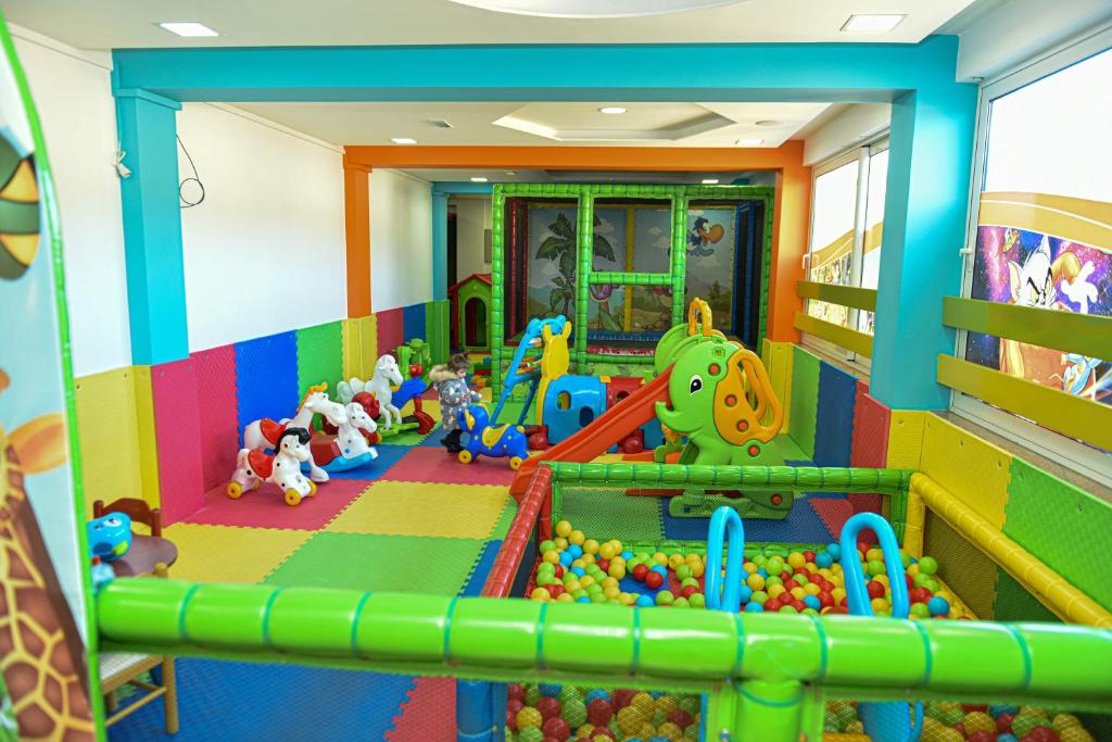 Dětský klub v ubytování Hotel Tomorri